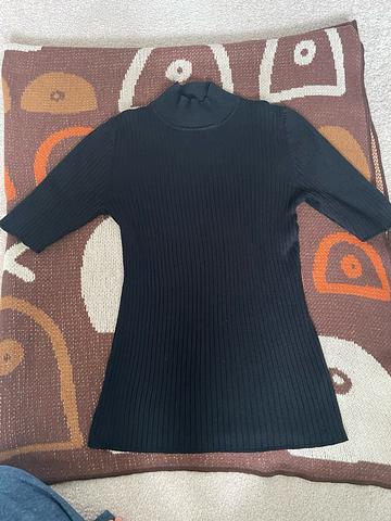 Ribbed Mock Neck
