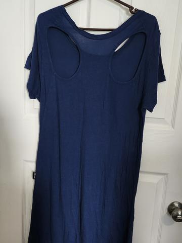 Free label tee-shirt dress