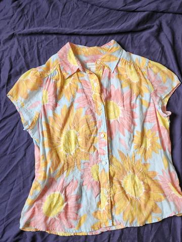 Floral linen button up