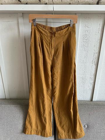 Raw Silk Pleated Pants