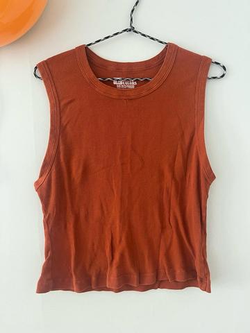 Ribbed Muscle Tee
