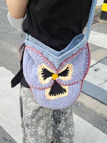 Crochet pansy bag
