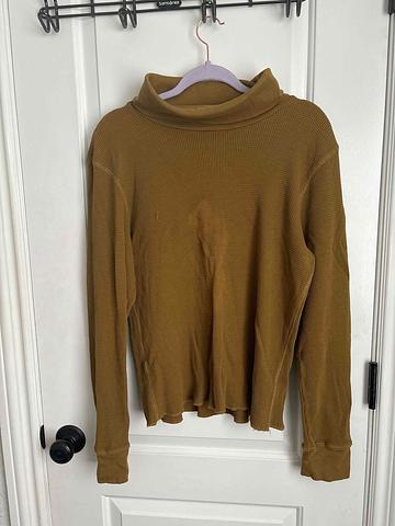 Long sleeve waffle shirt