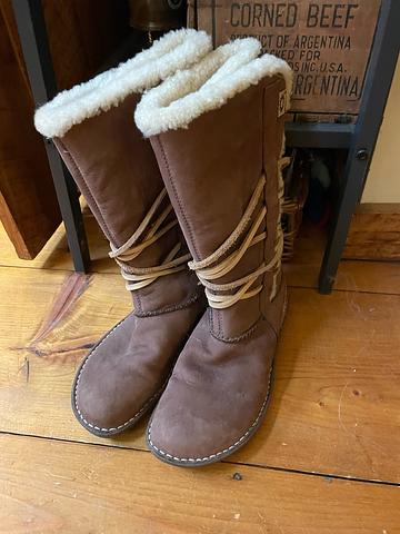 Catalina Sheepskin Lace Ups