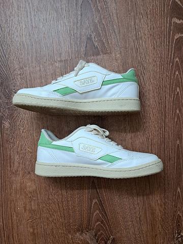 Vegan Modelo 89 Sneakers