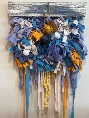 Weaving; Jingle, jangle