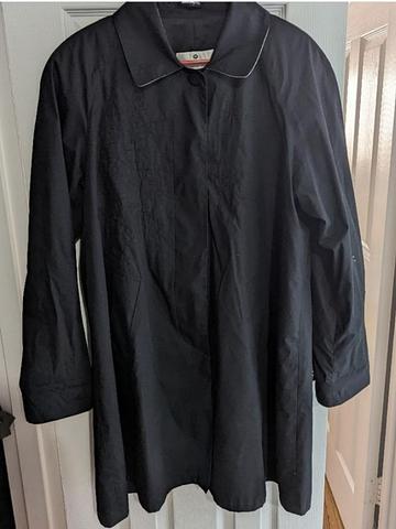 Embroidered raincoat