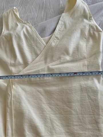 Wind down wrap dress in stretch linen