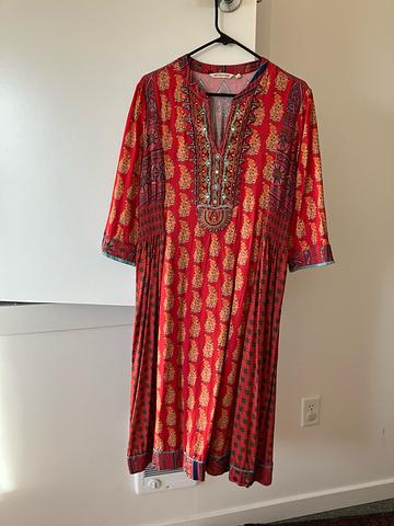 70’s inspired pattern dress