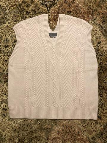 Oversized Cable Knit Sweater Vest