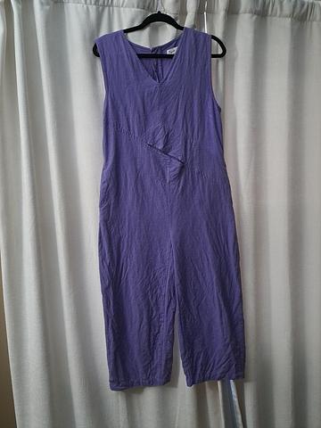 Kangaroo Jumper in Ube