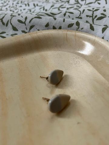 Ceramic teardrop