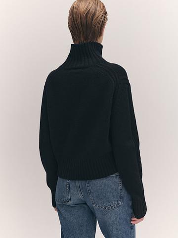 Fintra Crop High Neck Turtleneck