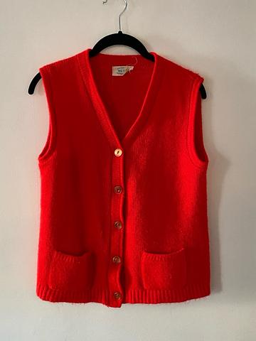 red knit vest