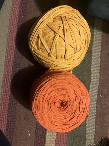 Hooked Zpagetti tshirt yarn