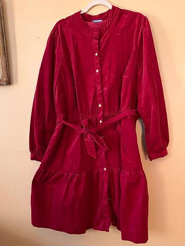 Corduroy-like dress