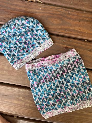 Hand knit hat and cowl set