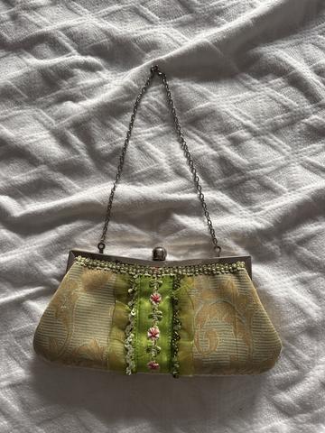green purse
