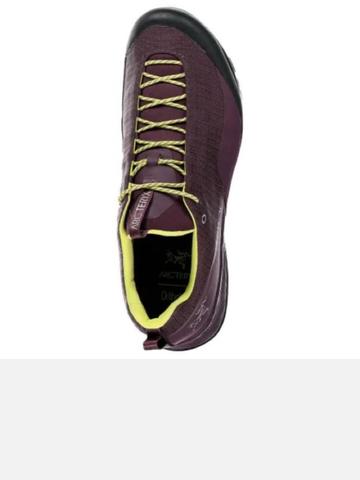 Konseal Approach Shoes