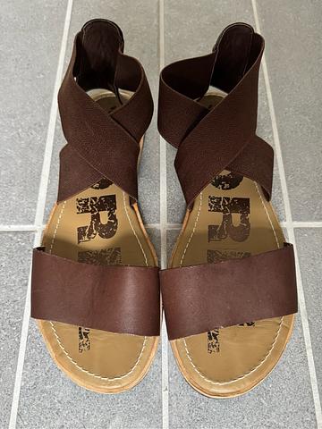 Women’s Ella Sandals