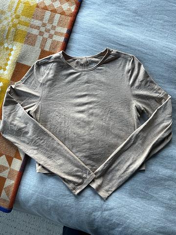 Cropped top