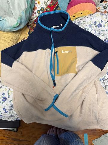zip up fleece