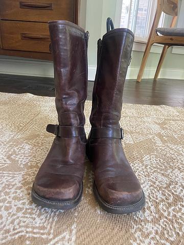 Brown Leather Zip-Up Boots