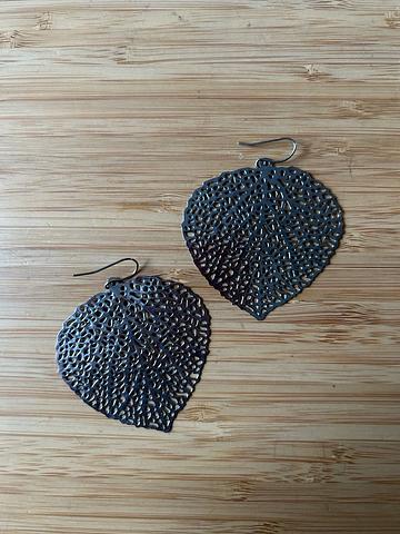 Silver leaf lace earrings