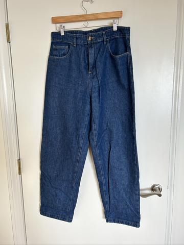 Mid-rise jeans