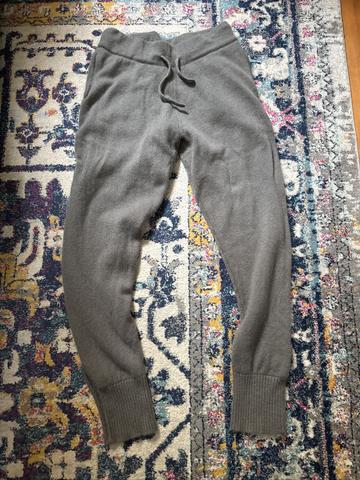 Deceptively stretchy cashmere sweater pants