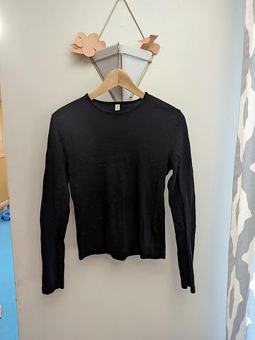 Cotton crew long sleeved ( see measurements )