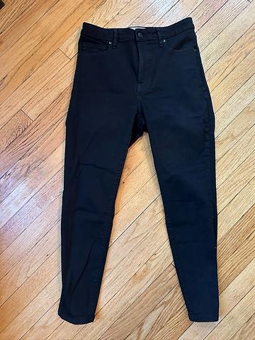 Curvy high rise skinny jean
