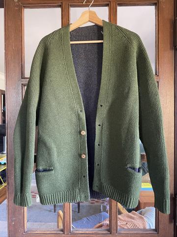 Reversible cardigan