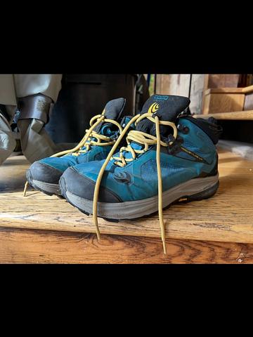 Topo Athletic Trailventure Waterproof Hiking