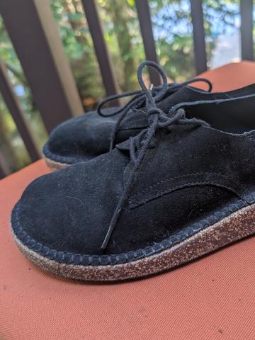 Lace up suede shoes