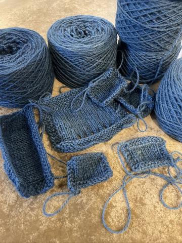 Indigo-dyed rustic 100% wool yarn