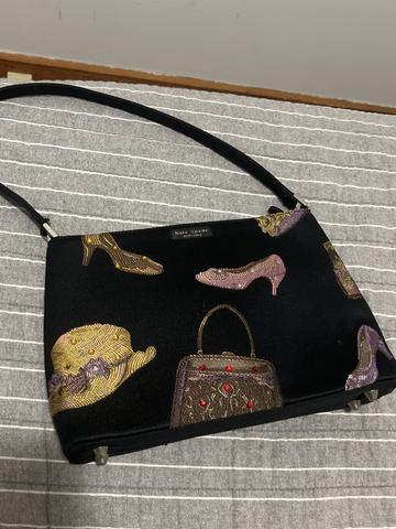 Accessory purse