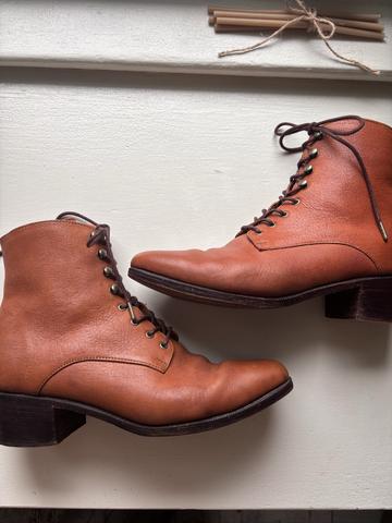 Dawn boots