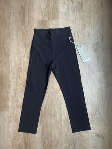 High Waist 3/4 Pocket Leggings