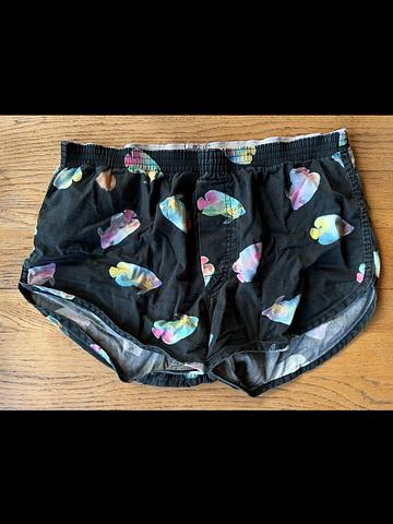 Tropical 🐠 shorts