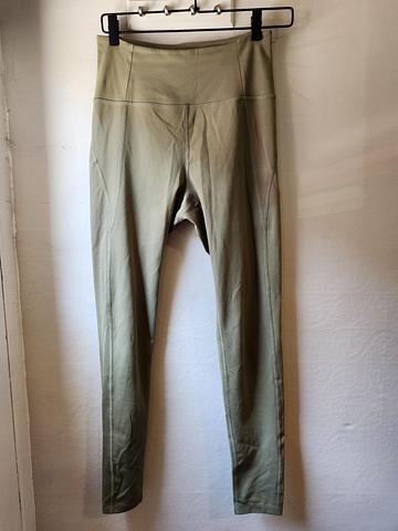 Compressive High-Rise Leggings