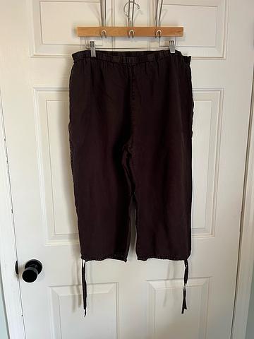 Brown Linen Capris