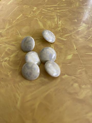 Enamel buttons (small)