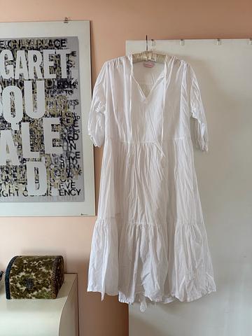 white dress