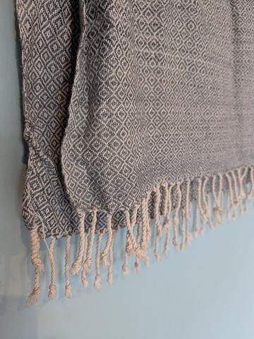 Hand-loomed scarf