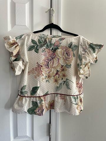 ruffle floral top