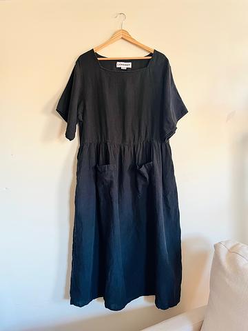 Mitch linen dress, 4 pockets