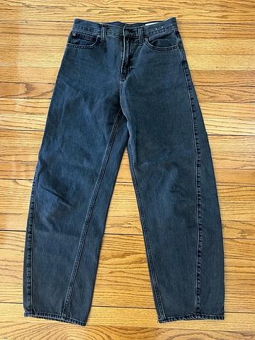 High rise barrel jean