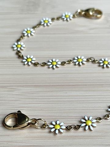 Daisy mask chain