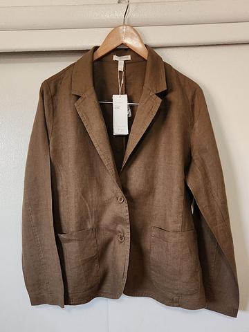 Organic linen shaped blazer